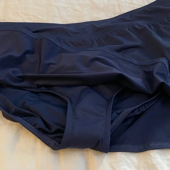 Lands' End Blue Floral Tankini Top - Picture 5 of 6